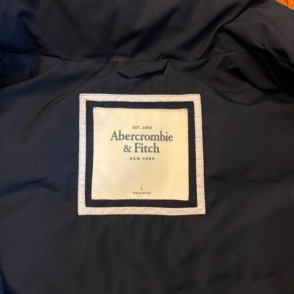 ABERCROMBIE & FITCH Navy Puffer Vest Size L - Picture 4 of 6